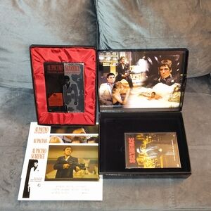NIB SCARFACE LIMITED EDITION 2 DVDS CIGAR GIFT BOX LEATHER CASE & 8 LOBBY CARDS